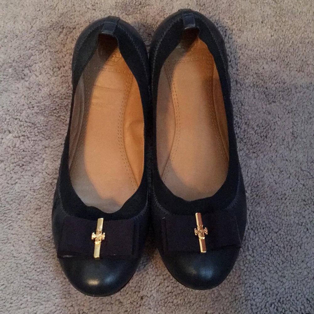 Tory Burch navy flats